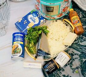 Make this easy copycat Panera mac and cheese recipe in just minutes!