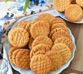 There is something deeply nostalgic about this peanut butter cookie