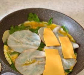 Cheesy Spinach Potato Wrap | Foodtalk