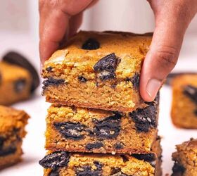 The Best Oreo Blondies (Fudgy, Chewy, and Loaded With Cookies)