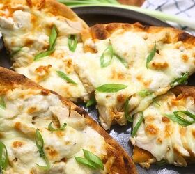 buffalo chicken pizza chicken flatbread pizza recipe, Close up image of slices of buffalo chicken flatbread pizza on a plate