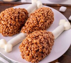 rice krispie turkey leg treats using pretzel bones, Close up of Rice Krispie turkey leg treats with white chocolate pretzel bones