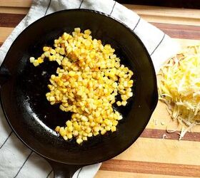 jalapeno cornbread poppers, Sauteed corn in a cast iron skillet