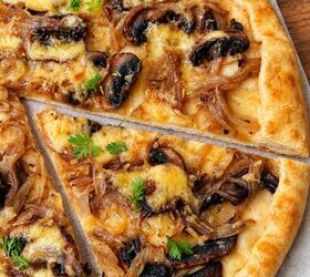 Mushroom Tart With Puff Pastry and Gruyere | Foodtalk