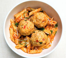 If you've always wondered how to make chicken meatballs more succulent and flavorful, then here's your answer!