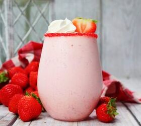 With a sweet fruity flavor and rich creamy texture, this alcoholic milkshake is the perfect dessert for adults