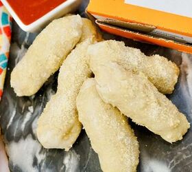 This easy copycat recipe takes breadsticks to a whole new level (and we're never going back!)