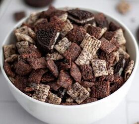 Whether you call it puppy chow, muddy buddies, muddy munch, or monkey munch, this sweet snack is always a hit!