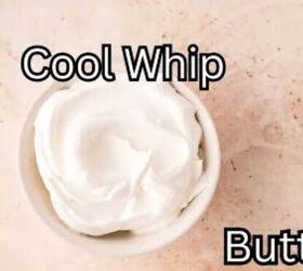 <u>Mix 1 tub of Cool Whip with THIS for a 15-minute dessert that looks like it took hours to make</u>