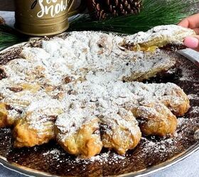 This 3-ingredient snowflake is a masterpiece of crispy, chocolaty goodness