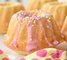 You're not going to believe how good these mini pink lemonade pound cakes are