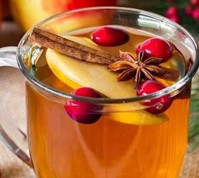 When it's cold outside, there's nothing better than sitting down to a mug of this mulled apple cider