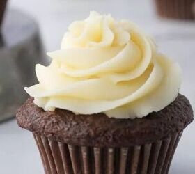 This 4-ingredient, 10-minute buttercream icing is the only one you'll need