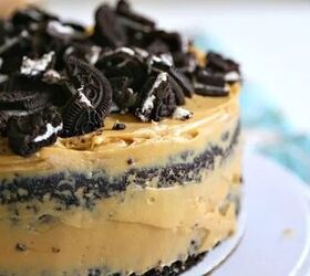 This cake will be like a dream come true for any fans of peanut butter in your life