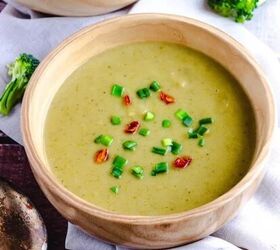 For those avoiding dairy, here's how to make your broccoli soup extra creamy (quick & easy!)