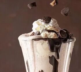 Nothing to see here—just simple ingredients turned into a glass of creamy deliciousness