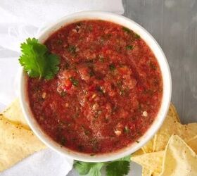 Restaurant-style salsa you can easily whip up (healthy!)
