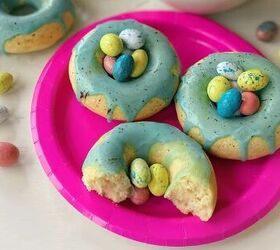 Celebrate spring with the most adorable vanilla caramel donuts EVER