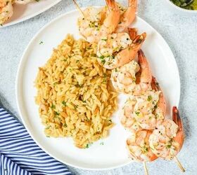 There are quick & easy meals, and then there's this SUPER fast, ready-in-20-minute dish