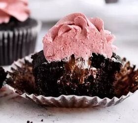 Everything you love about chocolate strawberries, but in a delicious, warm cupcake