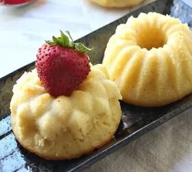 These adorable (low-guilt) mini cakes will simply melt in your mouth