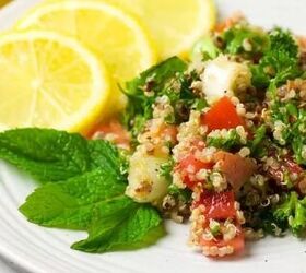 This easily-made, delicious & filling salad is the key to keeping with (and enjoying!) the Mediterranean diet