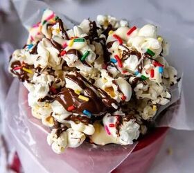 This 7-minute chocolate drizzled popcorn will make your movie nights SO much better!