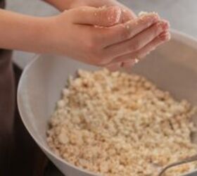 Coat mashed potatoes in breadcrumbs for one of the most addictive snacks out there (obsessed!)