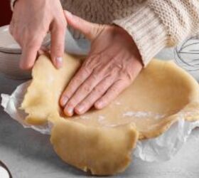 <u>Place Pillsbury pie dough in a 10-inch pie dish for a side dish that is SO easy, delicious, and pretty!</u>