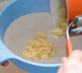 Instead of throwing out your pasta water—this viral recipe is delicious!