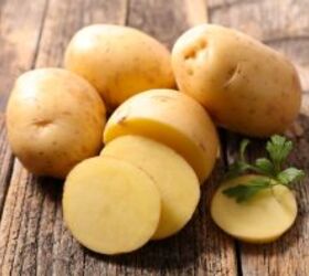 <u>Instead of baking baked potatoes—this is crispy, delicious, and genius!</u>