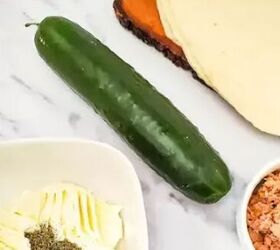 <u>Cut a cucumber in half—then do THIS for a gorgeous appetizer everyone will love</u>