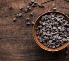 <u>Mix 1 cup of Nestle chocolate chips with this for an insanely yummy treat</u>