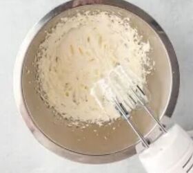 <u>Mix 8 oz of cream cheese with THIS for the dessert everyone's making now</u>