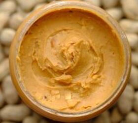 <u>Mix 1/2 cup of Jif peanut butter with THIS for an unforgettable dessert (so good!)</u>