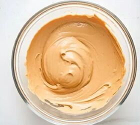 <u>Mix 1 jar of Jif peanut butter with this 1 ingredient for a 10-minute treat you would not believe is possible</u>