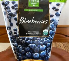 <u>Mix ¼ cup of frozen blueberries with THIS for a super easy, 10-minute dish that will change your life</u>