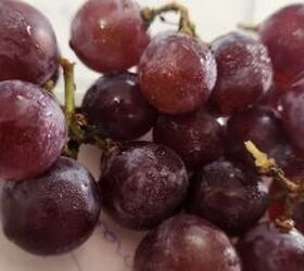 <u>Cut grapes in half—then do THIS for a quick, easy, high-protein, low-carb dish you’ll absolutely love</u>